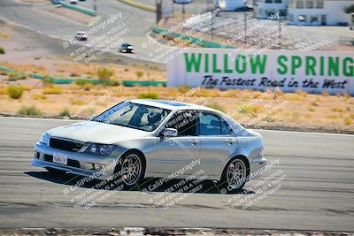 media/Oct-18-2025-Extreme Speed (Sat) [[d6d7e1fef1]]/Group 3 Purple/Session 2 (Turn 3)/